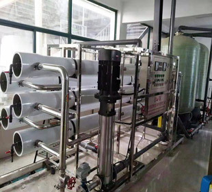 10吨双级纯净水设备安装成功